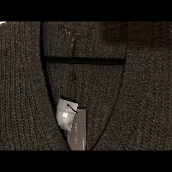 BCBG Maxazria - Picture 2 of 3